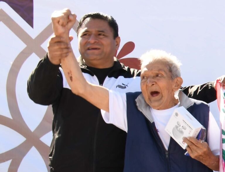 Participan 550 Personas en la Carrera «Trota o Camina Junto con Papá»