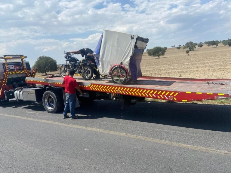 Propietarios de mototaxis podrán acceder a concesión de taxi que otorgue la SMyT