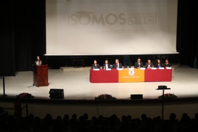 Culminaron estudios en Ciencias Económicas Administrativas de la UATx