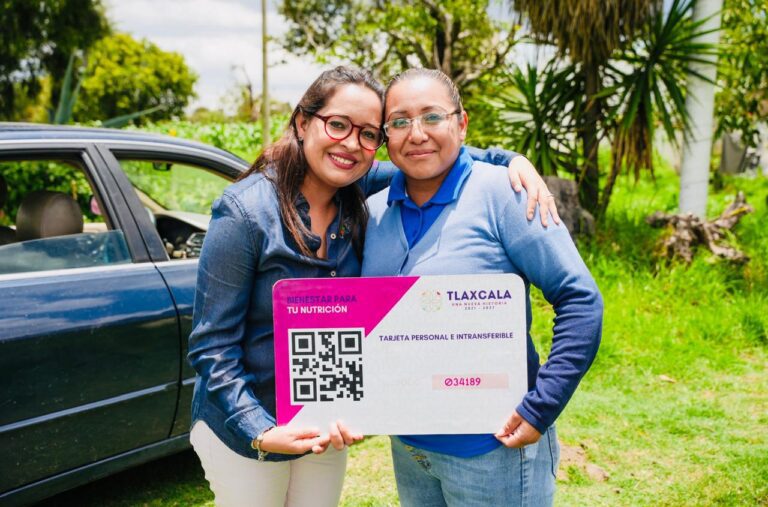 Recorre Fernanda Espinosa de los Monteros Unidad de Bienestar Para tu Nutrición en Acuitlapilco