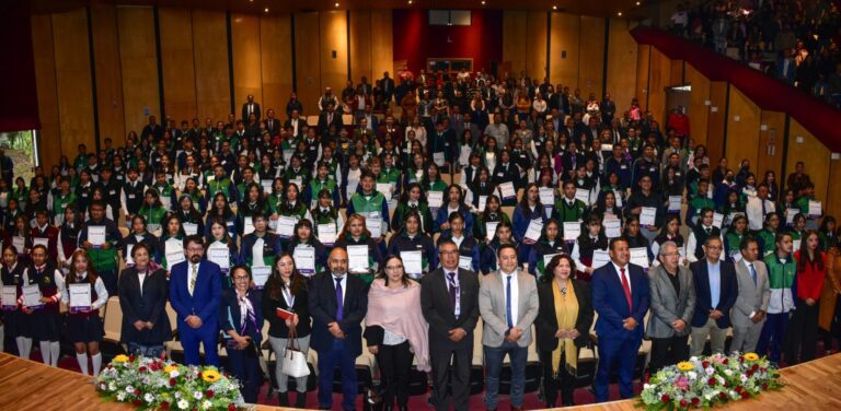 Reconoce CECyTE- EMSaD Excelencia Estudiantil