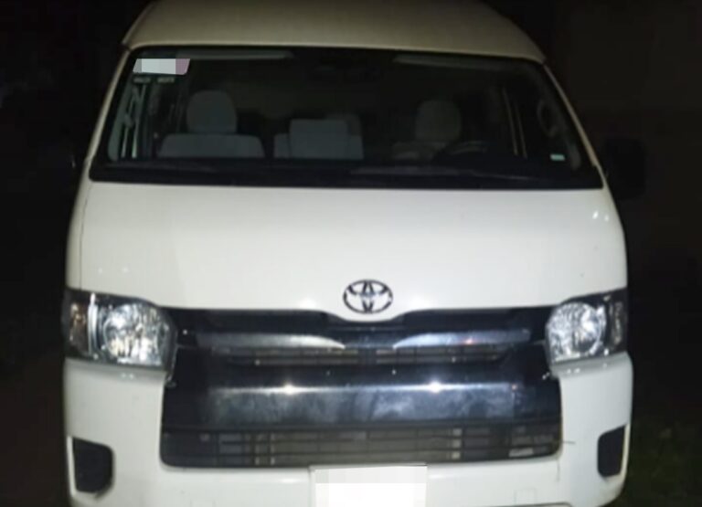 Asegura PGJE camioneta que contaba con reporte de robo