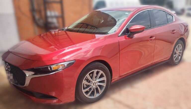 Policía de investigación aprehende a un masculino y asegura un vehículo por posesión de droga