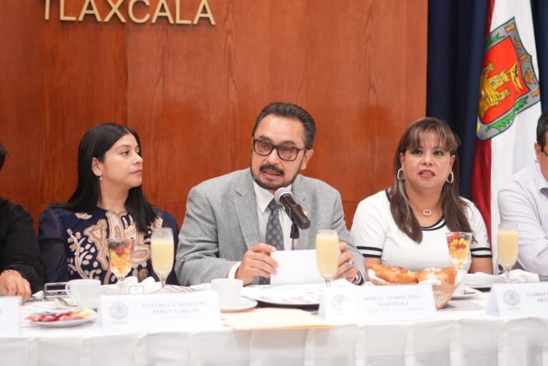 Insta Pepe Temoltzin a la unidad y compromiso en la transición legislativa en Tlaxcala
