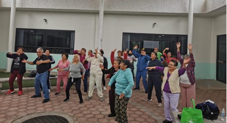 Otorga sector salud cerca de 83 mil atenciones a personas adultas mayores