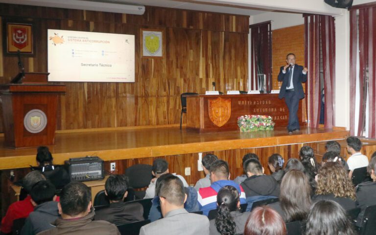La UATx y el Sistema Anticorrupción del Estado de Tlaxcala difunden cultura de la legalidad