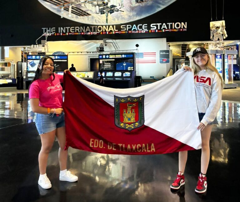 Exitosas Experiencias Vivieron Estudiantes Tlaxcaltecas en el Space Center en Houston de la NASA