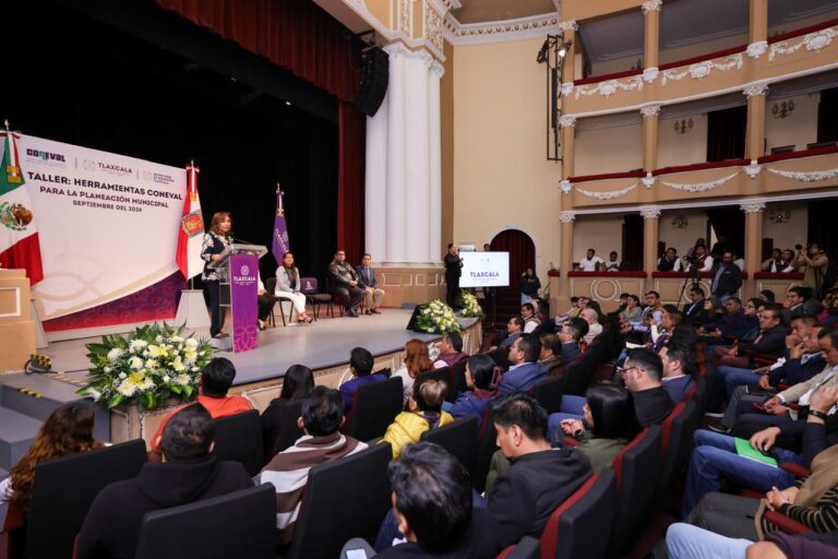 Pide Lorena Cuéllar a Alcaldes Mostrar Compromiso Total con sus Municipios