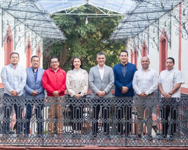 Se reúne presidente municipal Alfonso Sánchez con homólogos de municipios vecinos de la capital