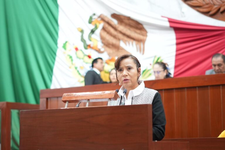 Propone Diputada Madai Pérez Reforma Constitucional en Tlaxcala