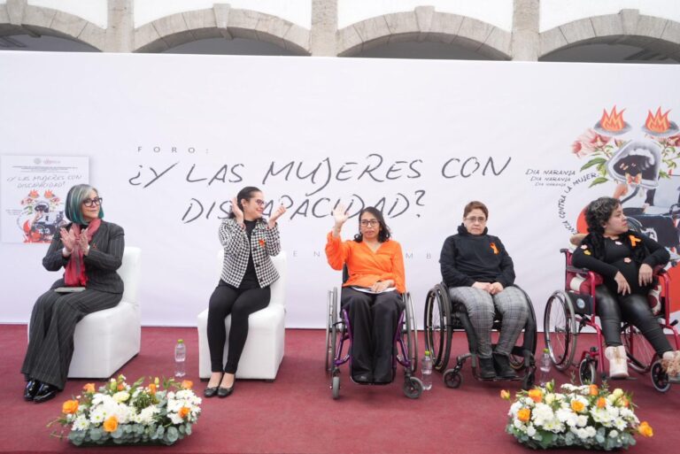 Encabeza diputada Gabriela Hernández conversatorio en conmemoración del Día Internacional de la Eliminación de la Violencia contra la mujer