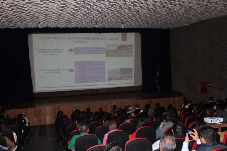 Capacita SMA a personal de ecología de los municipios en temas de medio ambiente y trámites