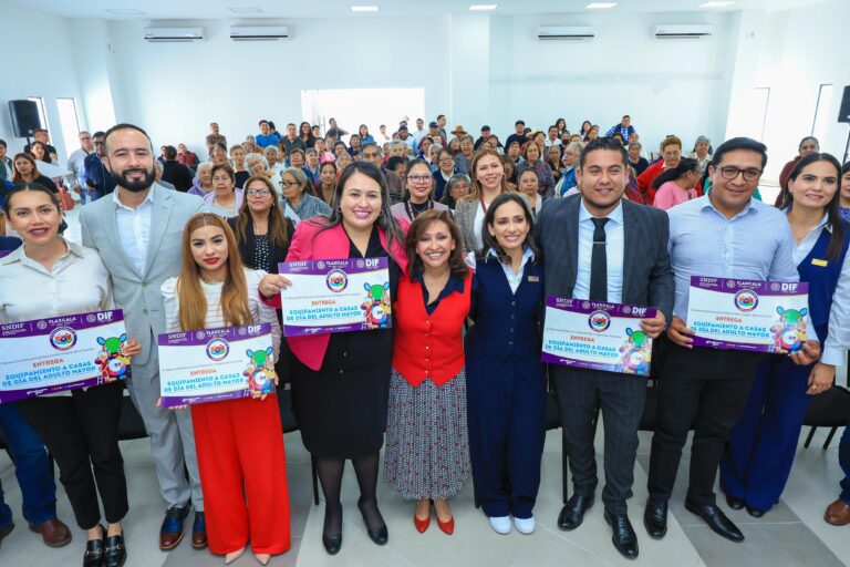 Equipan Nuevas Casas de Día Para el Adulto Mayor en Nueve Municipios
