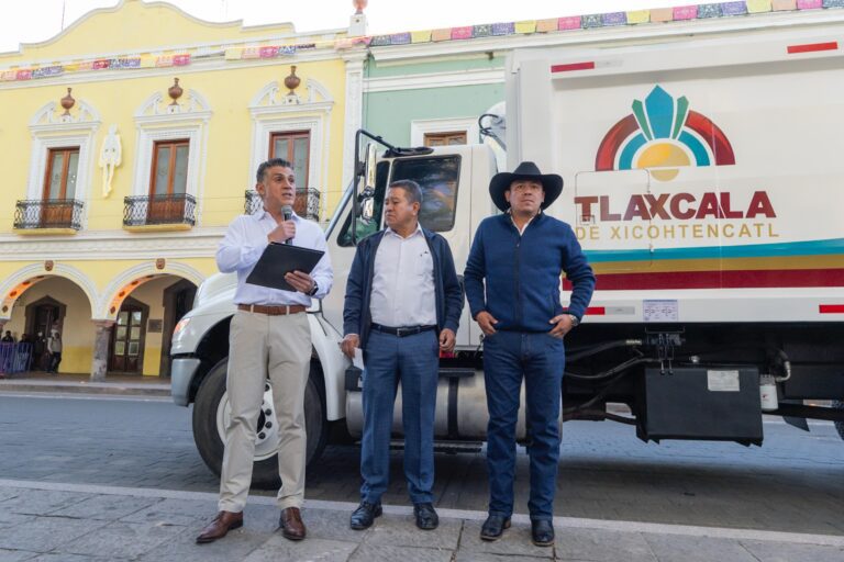Pone en marcha Ayuntamiento de Tlaxcala un camión compactador rehabilitado