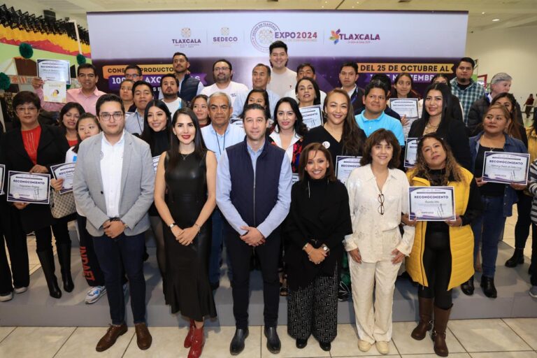 Micro empresarios y artesanos tlaxcaltecas agradecen apoyo de la gobernadora para impulsar sus marcas