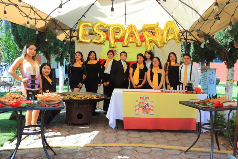 Organiza Derecho UATx foros para promover la movilidad de estudiantes dentro y fuera del país