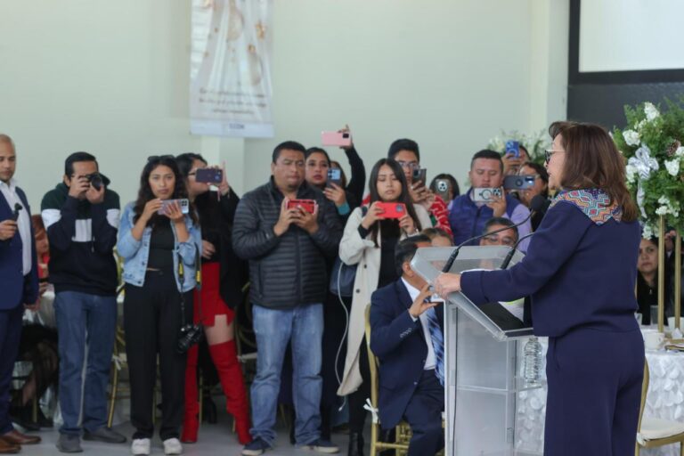 Destaca Gobernadora Labor de los Medios de Comunicación Para Difundir Acciones a Favor de los Tlaxcaltecas