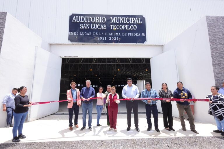 Se Atiende, sin Distinción, las Necesidades de Obra de los Municipios Para Detonar el Desarrollo Social