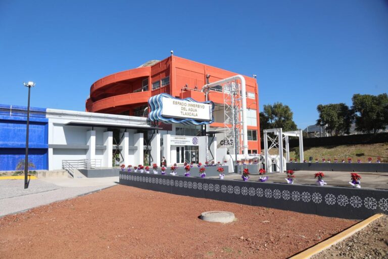Recorren Autoridades Federales Planta de Tratamiento en Tlaxcala
