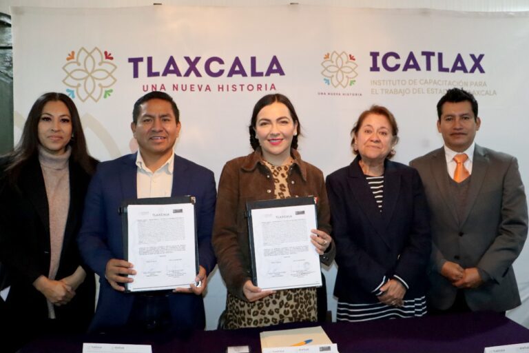SMET-Icatlax renuevan convenio interinstitucional para brindar conocimientos y habilidades a las mujeres