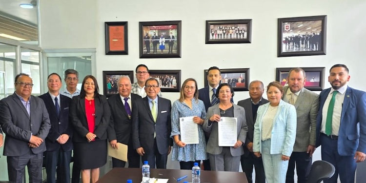 La UATx y el STUAT firman contrato colectivo de trabajo 2025