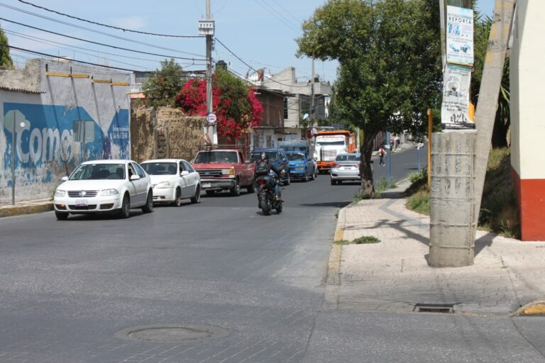 Invita SMyT a regular y emplacar motocicletas