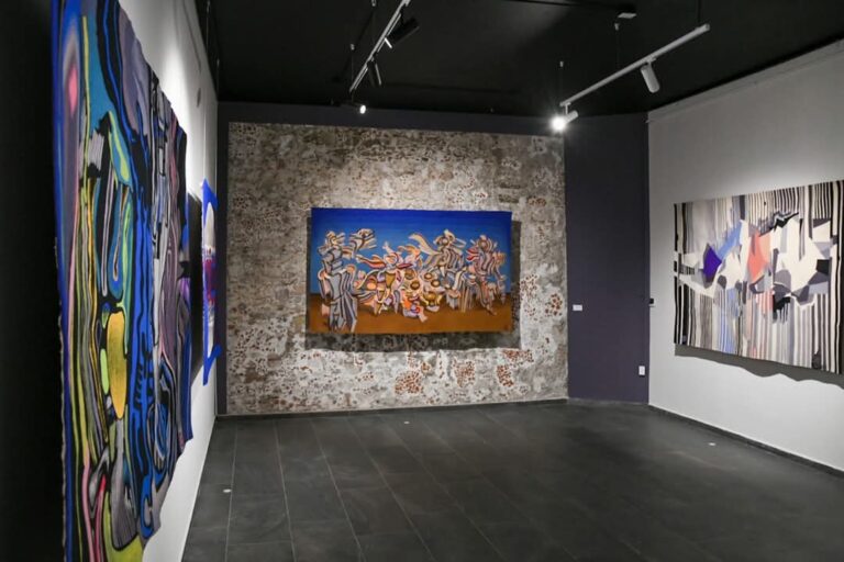 Invita el MAT a Disfrutar de la Exposición «Sinfonía de Color