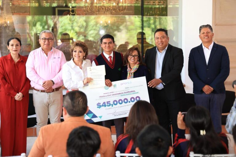 Reconoce Gobernadora a Jóvenes Emprendedores; Premian a Mentes Creativas del Conalep