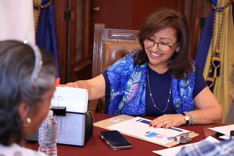 Encabeza la Gobernadora Lorena Cuéllar Audiencia Pública en Palacio de Gobierno