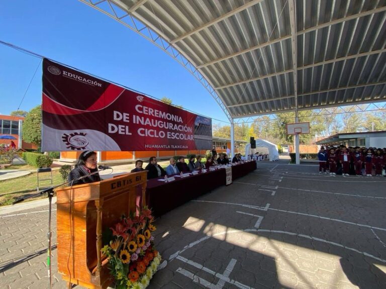 Alumnos tlaxcaltecas destacan en el VIII Concurso Nacional de Matemáticas GAU55