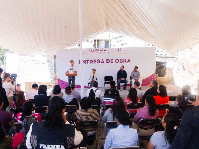 Entrega presidente Alfonso Sánchez primera etapa de rehabilitación de calles Mitla, Independencia y Zitlalpopocatl en Ocotlán