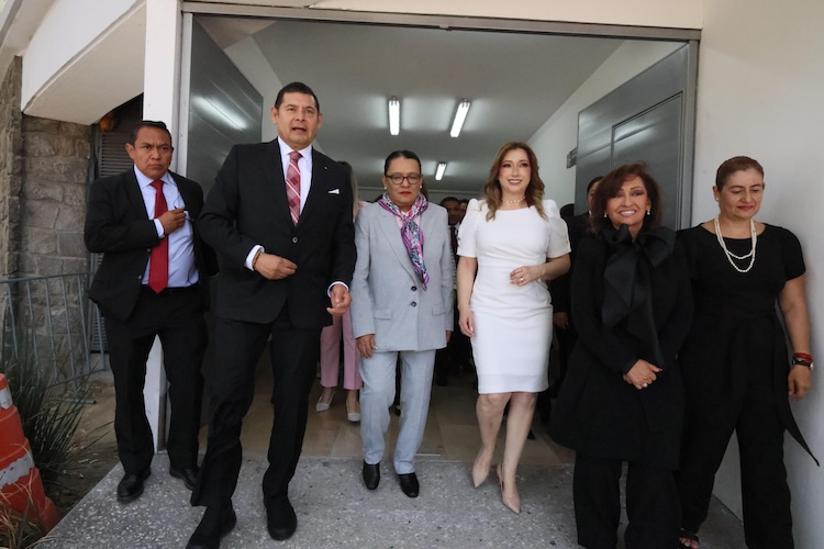 Gobernador de Puebla, Alejandro Armenta, Resalta Trabajo Coordinado con Lorena Cuéllar