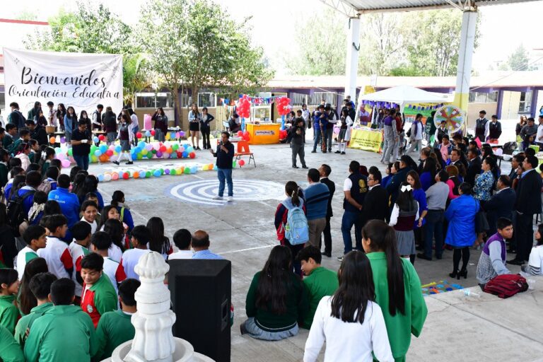 Fortalece COBAT Compromiso con la Educación