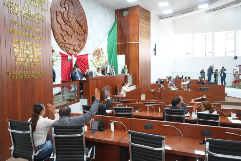 Aprueban diputados exhorto para emplear energía fotovoltaica en extracción y bombeo de agua potable