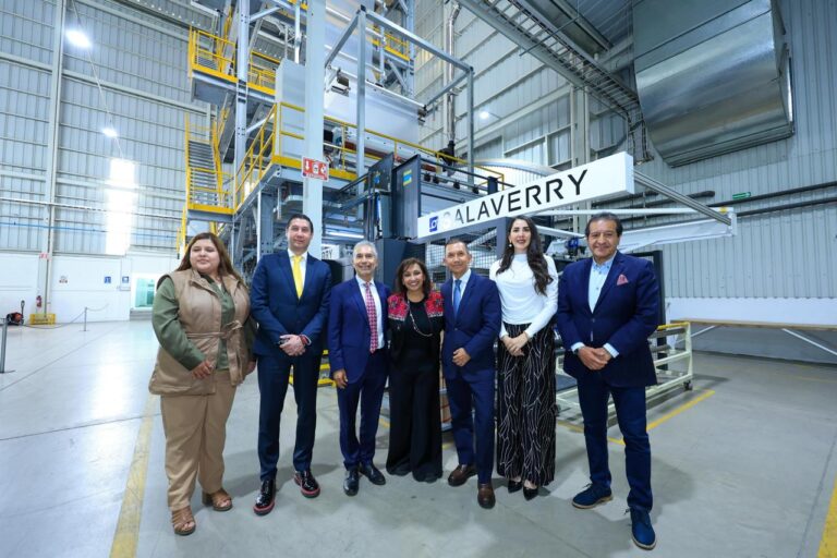 Sigue Expansión de Empresas; Gobernadora Inaugura Nueva Maquinaria en Grupo Salaverry