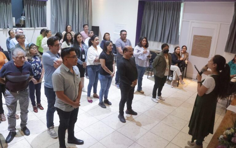 Brinda SMET capacitación en materia de lenguaje incluyente y no sexista