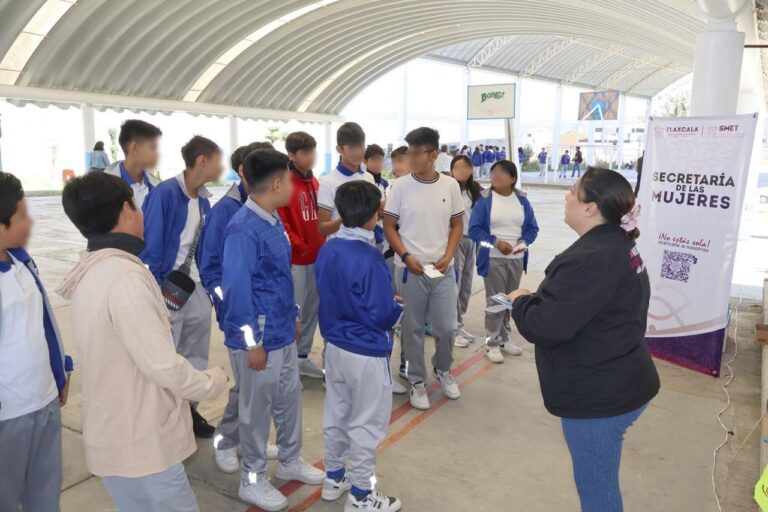 SMET realiza rally de prevención de la violencia en el noviazgo