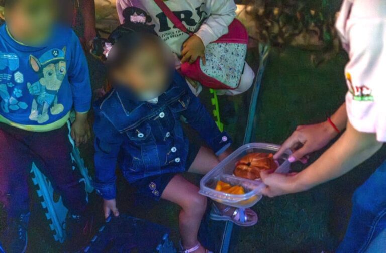 Llevan «Cine Móvil» a Hijos de Beneficiarias del Programa Bienestar Para Tu Salud