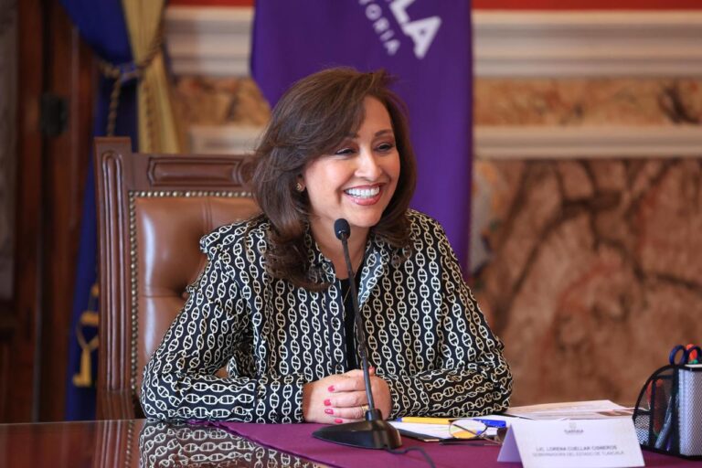 En el Día del Niño, Gobernadora Recibió a Integrantes del Parlamento Infantil