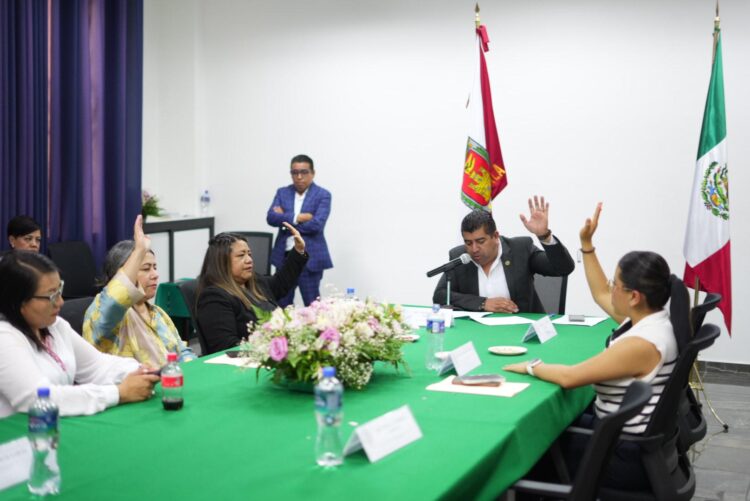 Avala Comisión de Puntos Constitucionales la iniciativa para inscribir el nombre de Tecuelhuetzin Xicohténcatl con letras doradas en el Congreso