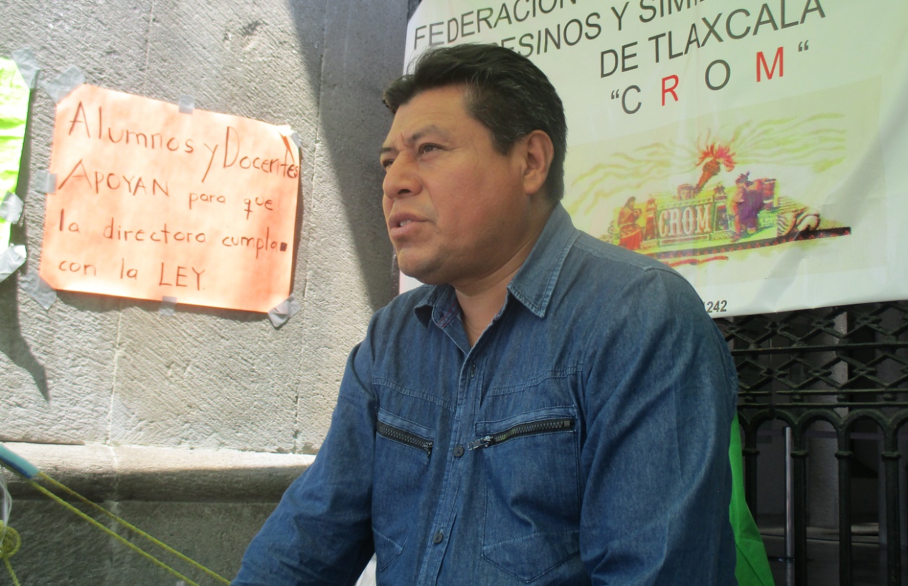 Alfredo Márquez, Mtro. en Educación, estuvo en huelga de hambre.