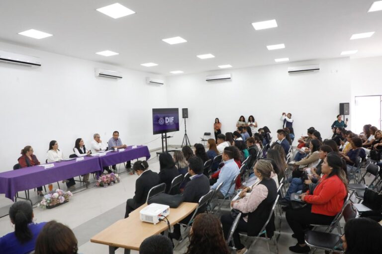 Presenta Sedif a Sistemas Municipales Estrategia de Transición a la Alimentación Modalidad Caliente