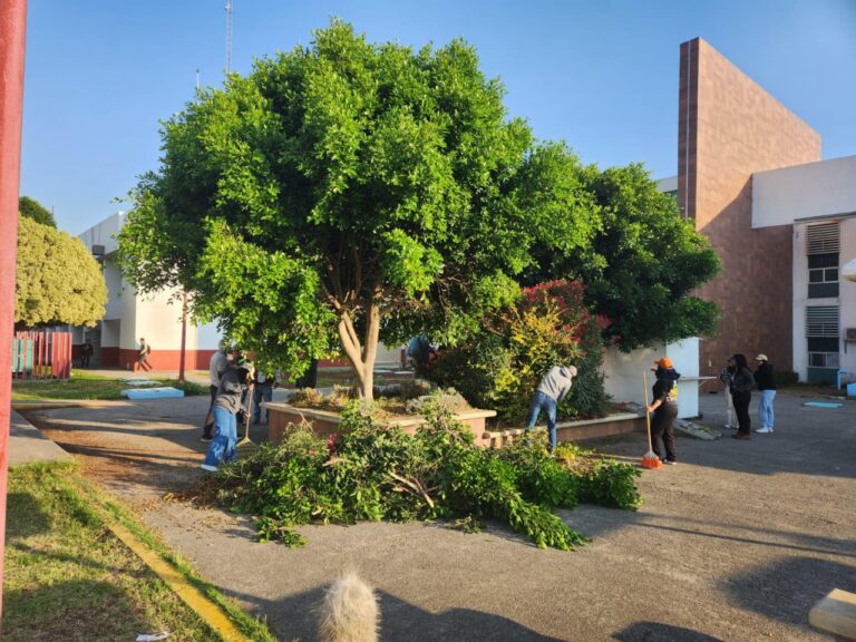 Se suma UPTx a Tequios por la paz y contra las adicciones