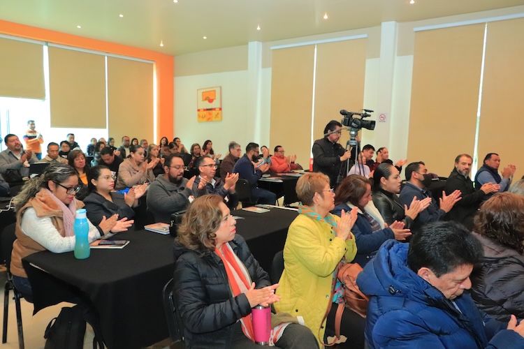 23 Inaugura Rector de la UATx 𝐒𝐞𝐦𝐢𝐧𝐚𝐫𝐢𝐨 𝐝𝐞 𝐅𝐨𝐫𝐦𝐚𝐜𝐢ón 𝐩𝐚𝐫𝐚 𝐂𝐨𝐨𝐫𝐝𝐢𝐧𝐚𝐝𝐨𝐫𝐞𝐬 𝐝𝐞 𝐏𝐫𝐨𝐠𝐫𝐚𝐦𝐚𝐬 𝐀𝐜 (1)