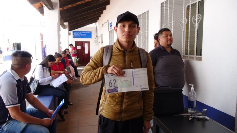 Garantiza SMyT abasto suficiente de insumos para realizar trámites vehiculares