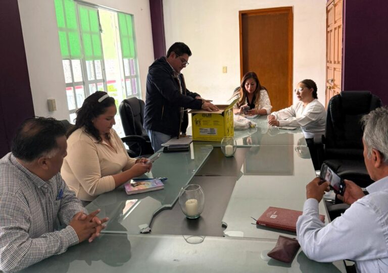 Entrega COEPRIST Equipo de Cloración Para Pozos en Axocomanitla