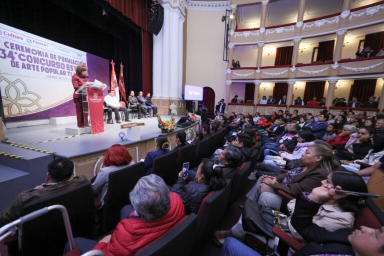 Reconocen a Artesanos de Tlaxcala en Concurso Estatal de Arte Popular 2025