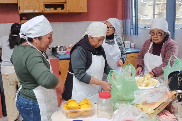 Impulsa Alfonso Sánchez García el Empoderamiento Económico de Mujeres Tlaxcaltecas