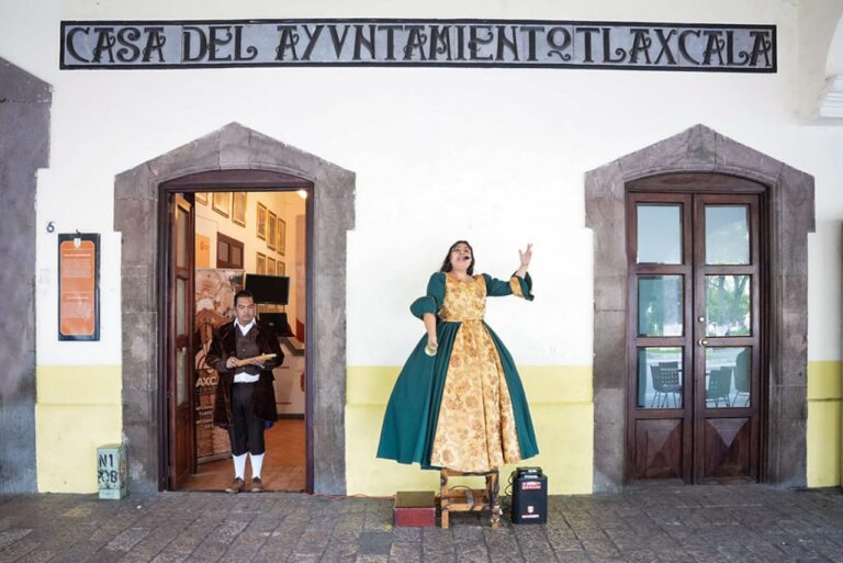 La pregonera del rey revive la memoria histórica previo a los festejos por los 500 años de la fundación de la ciudad