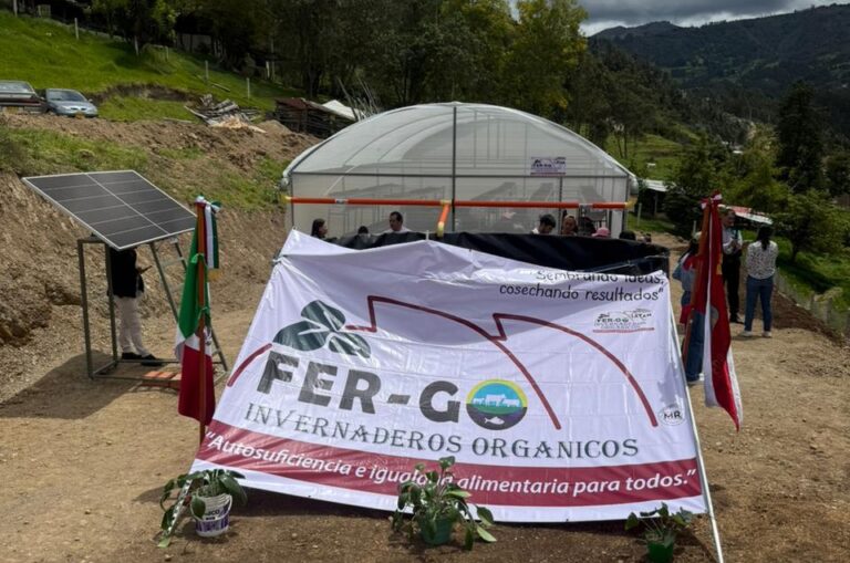 Tlaxcala Lleva Modelo de Autosuficiencia Alimentaria a Colombia